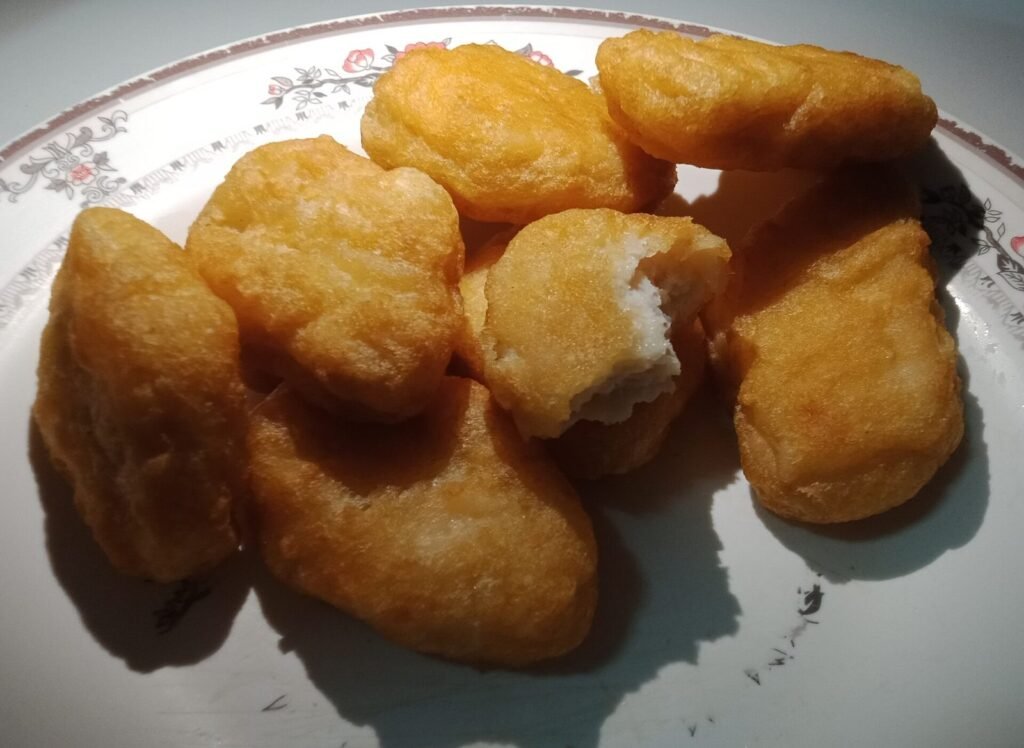 Sepiring nugget ayam, contoh makanan olahan yang sering diberi zat tambahan fosfat